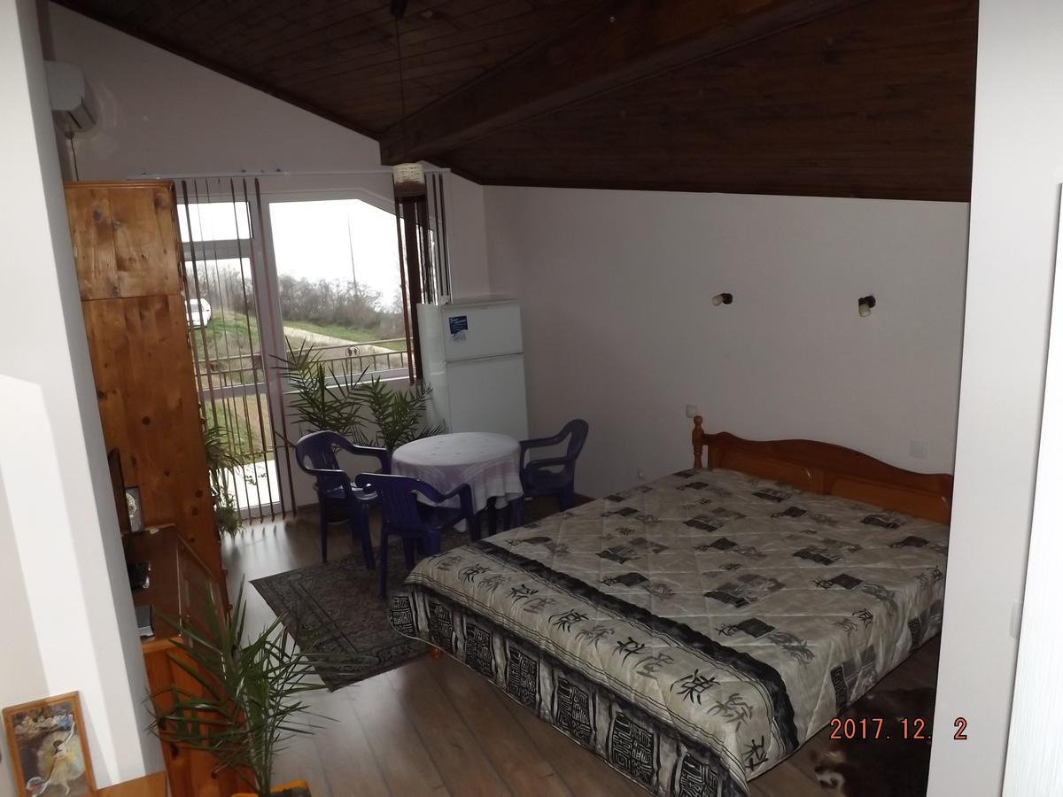 Faina Guest House Rezovo Exterior photo
