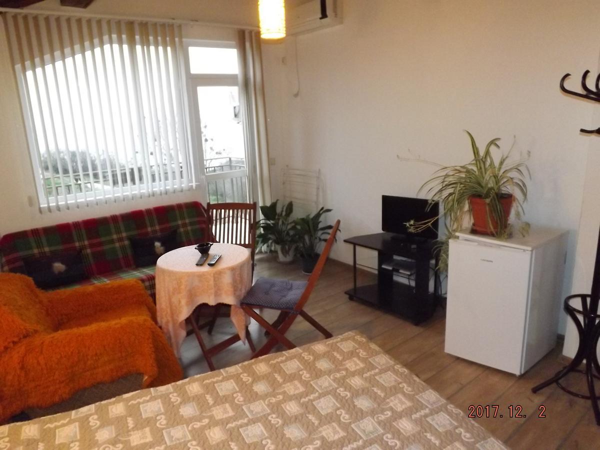 Faina Guest House Rezovo Exterior photo